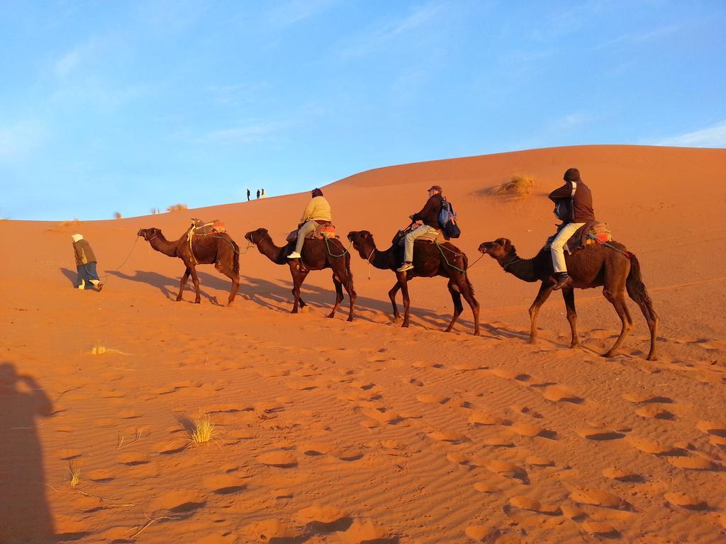Bivouac Le Petit Prince Merzouga Exteriör bild