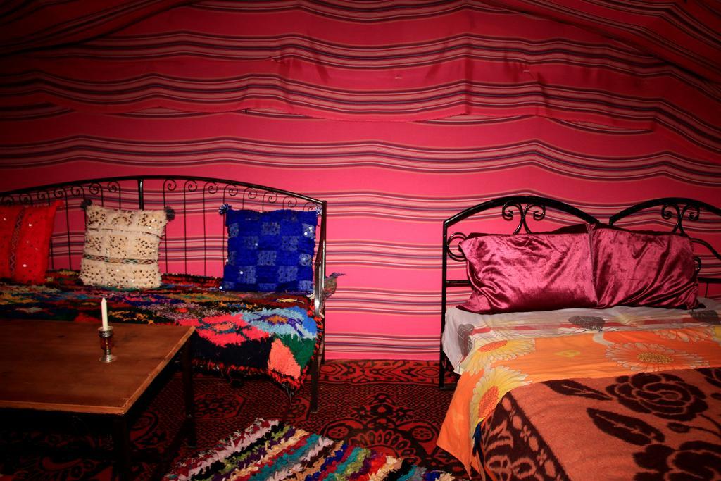 Bivouac Le Petit Prince Merzouga Exteriör bild