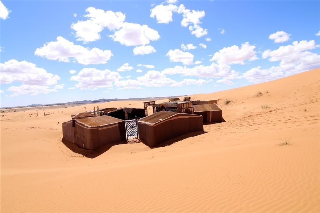 Bivouac Le Petit Prince Merzouga Exteriör bild